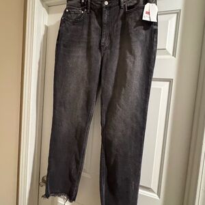 Wonderly Women's Black Straight Jeans